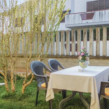 Lägenhet Two-bedroom In -pe-