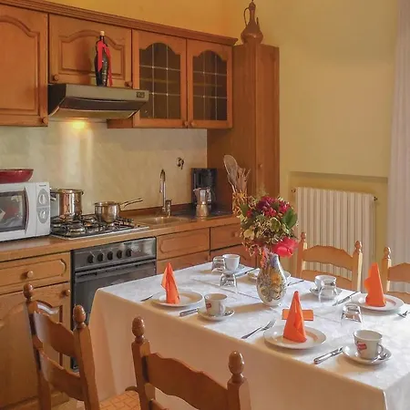 Two-bedroom In -pe- Lägenhet Collecorvino