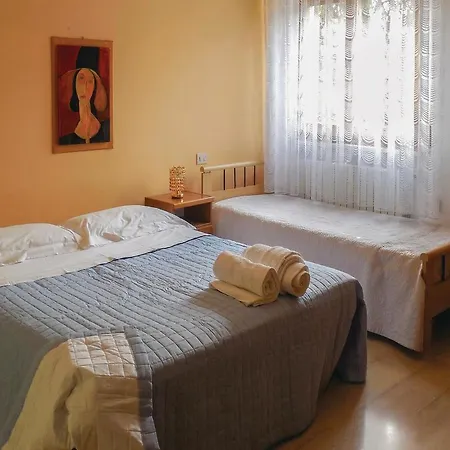 Lägenhet Two-bedroom In -pe-