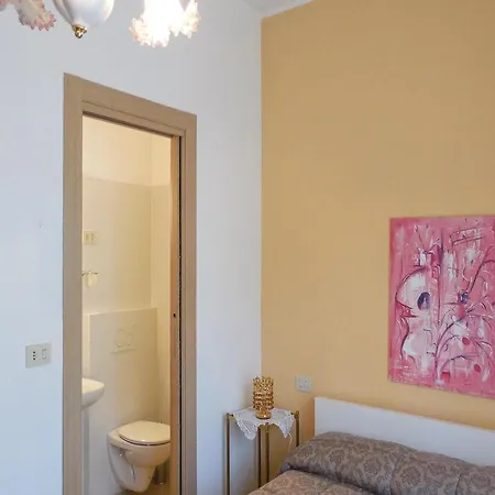 Two-bedroom In -pe-
